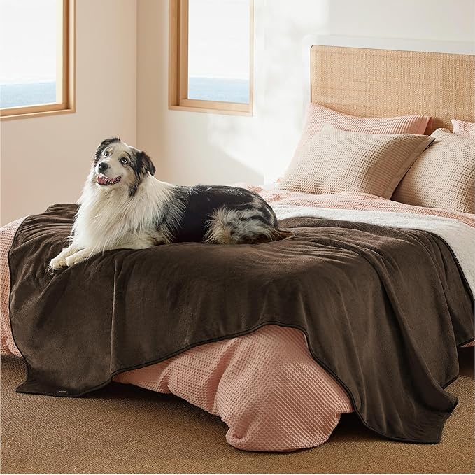 Bedsure Waterproof Blanket for Bed - Sherpa Fleece Waterproof Dog Blankets for Large Dogs, Pet Blankets for Bed/Couch/Dog Crate, Soft Plush Reversible Furniture Protector, Twin Size, 80"x60", Brown