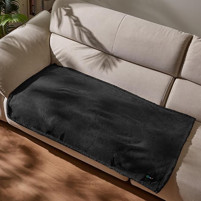 Kritter Planet Waterproof Dog Blanket, Reversible Water Proof Pet Blanket for Couch, Bed & Car, Washable Couch Covers for Medium Dogs - Protects Furniture from Fur, Dirt, and Accidents